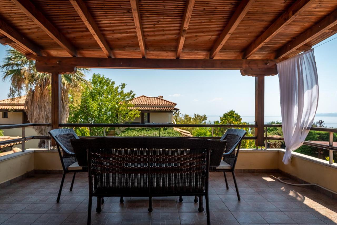 Blue Thea Luxury Villa In Afitos Bagian luar foto