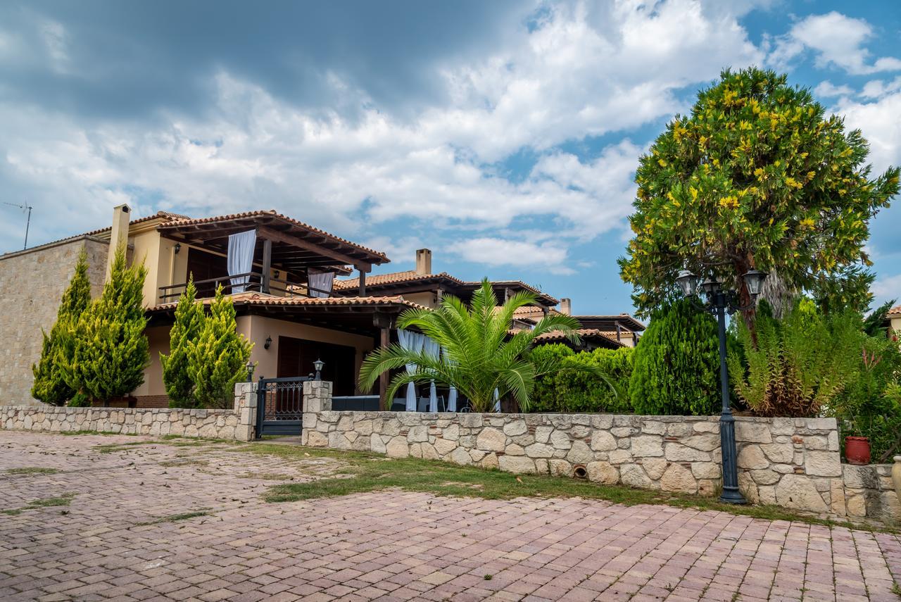 Blue Thea Luxury Villa In Afitos Bagian luar foto