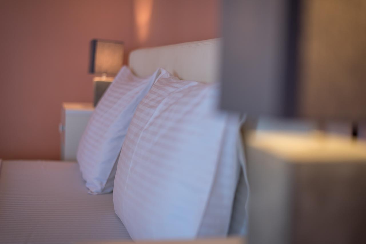 Blue Thea Luxury Villa In Afitos Bagian luar foto